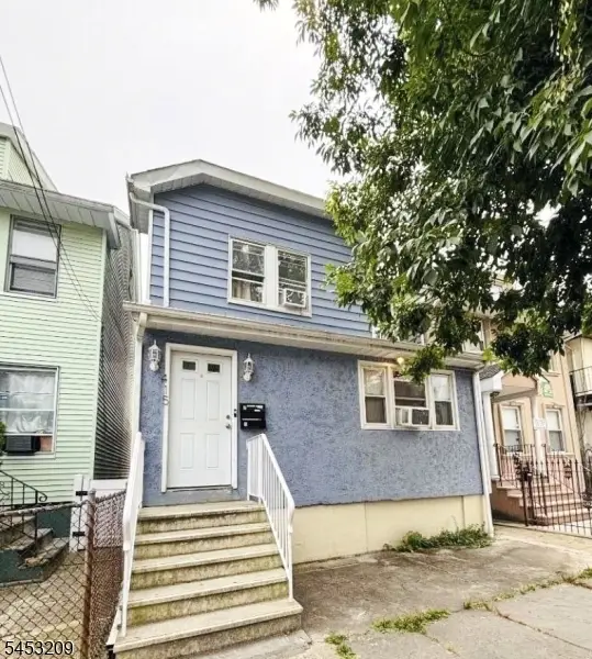 415 N 7th St, Newark City, NJ 07107