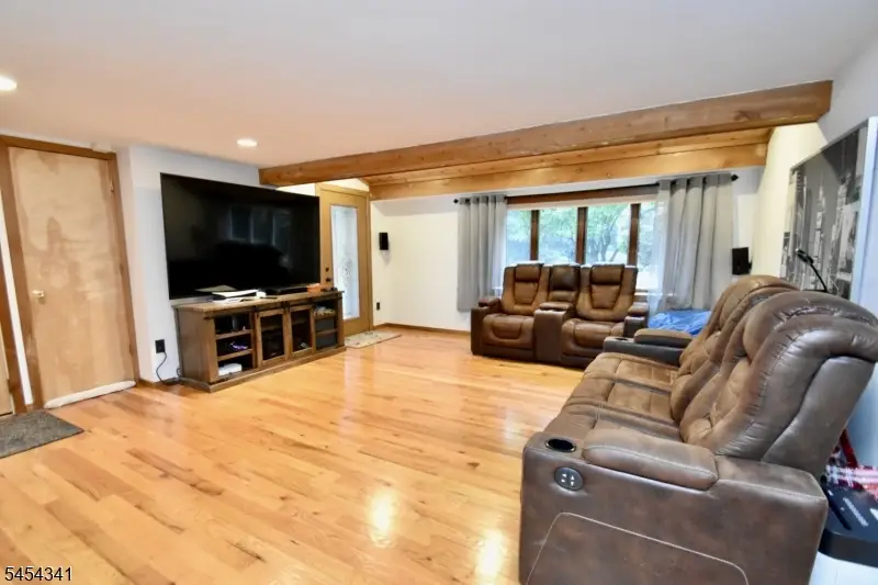 47 Pequot Trl, Oak Ridge, NJ 07438 - #3