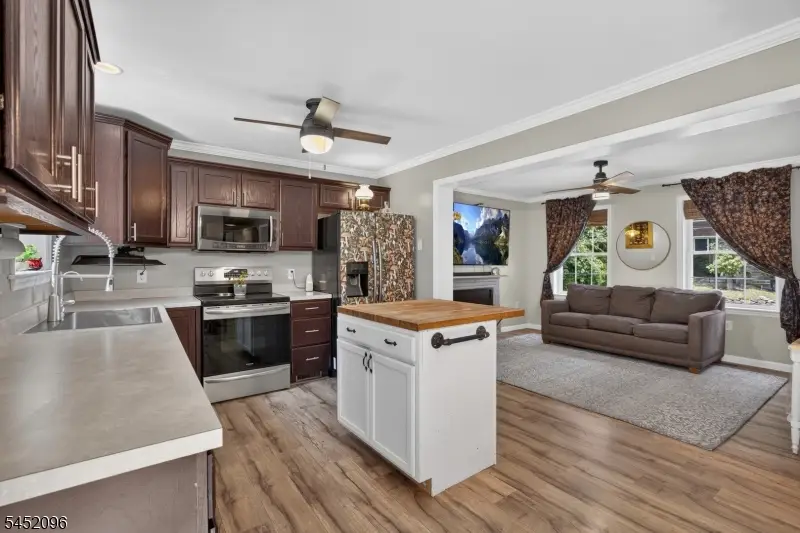 49 Lonaconing Rd, Highland Lakes, NJ 07422 - #3
