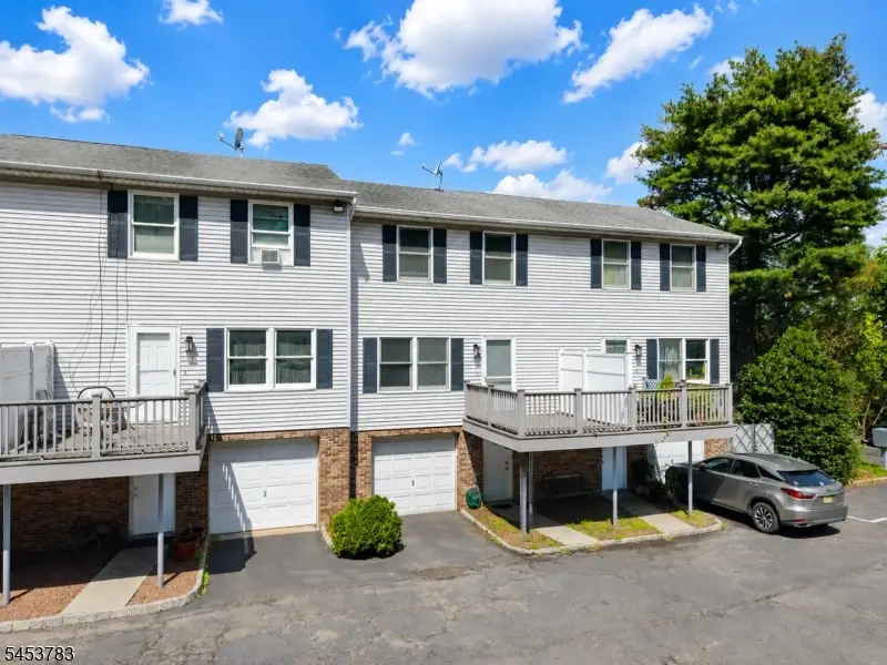 210 Caldwell Ave #2, Paterson, NJ 07501 - #3