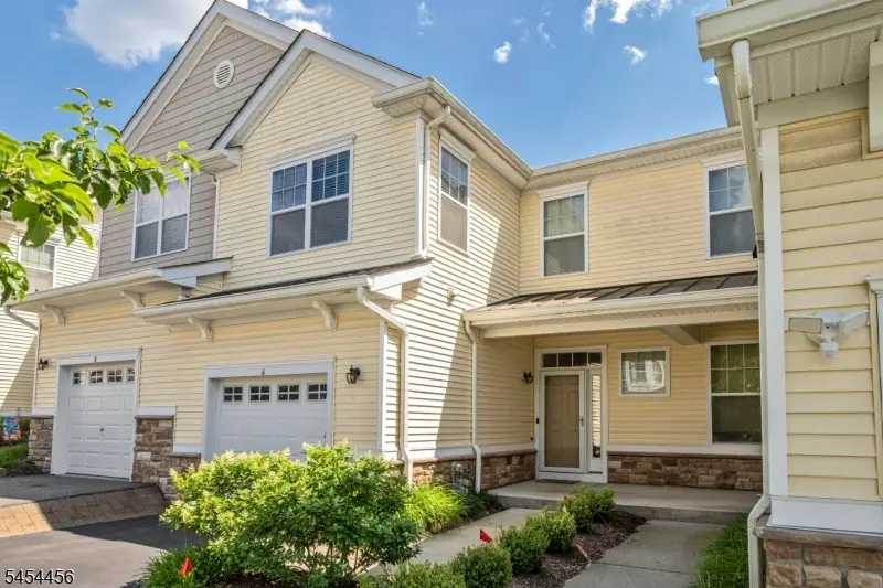 6 Alexanders Rd, Allamuchy, NJ 07840 - #3