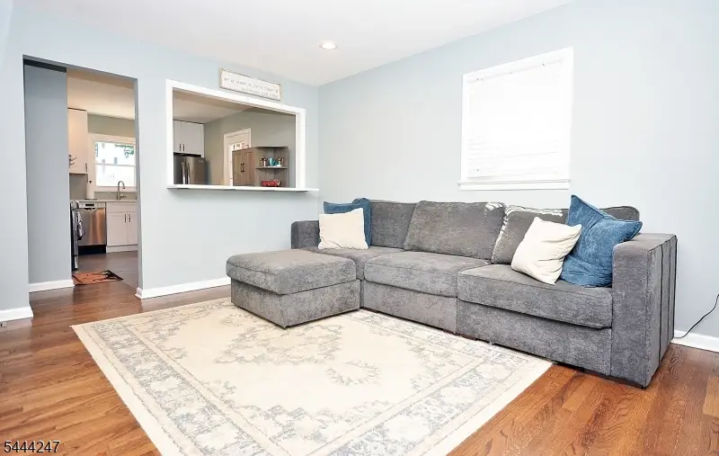 22 Center St, Bernardsville, NJ 07924 - #2