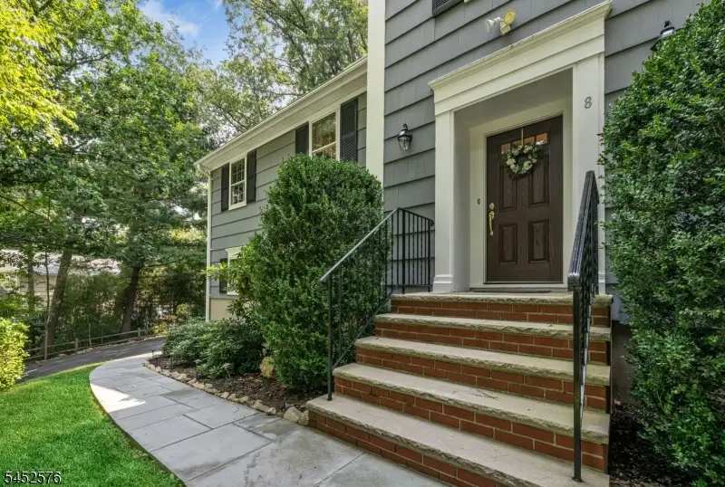 8 Knollwood Drive, Morris, NJ 07960 - #2