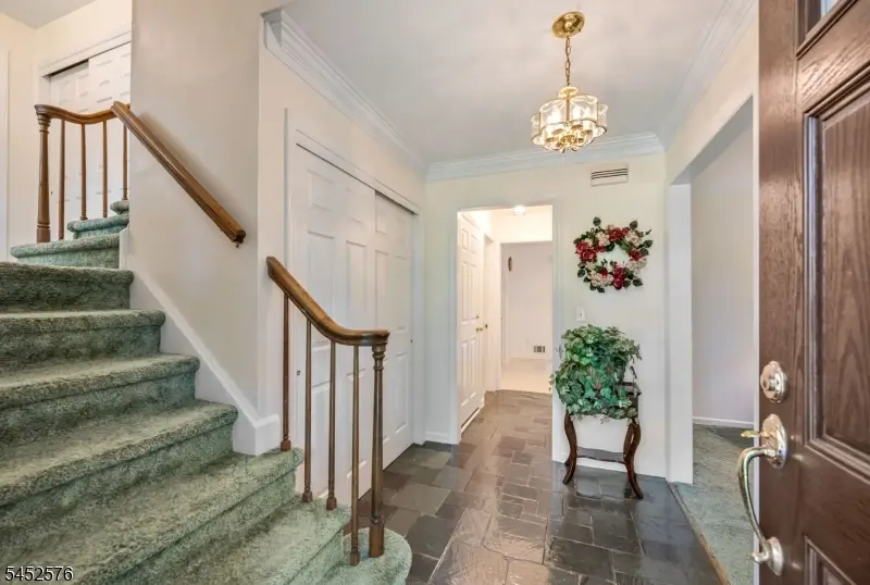 8 Knollwood Drive, Morris, NJ 07960 - #3