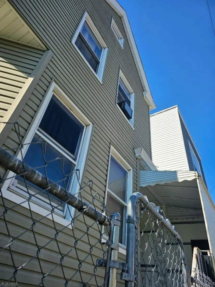 292 Governor St, Paterson, NJ 07501 - #2