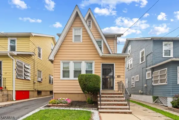 121 Scofield St, Newark City, NJ 07106