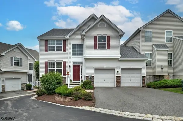 150 Sowers Dr, Mount Olive Twp., NJ 07840