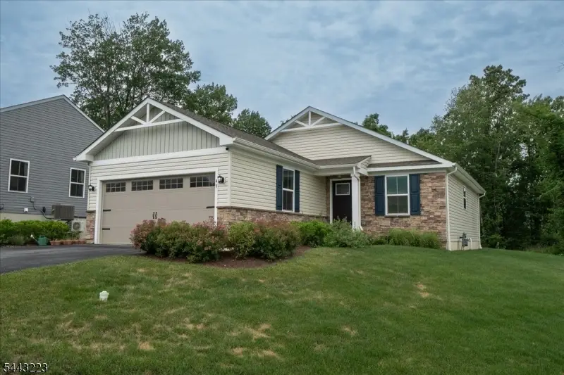 49 Coventry Rd, Hardyston, NJ 07419 - #1