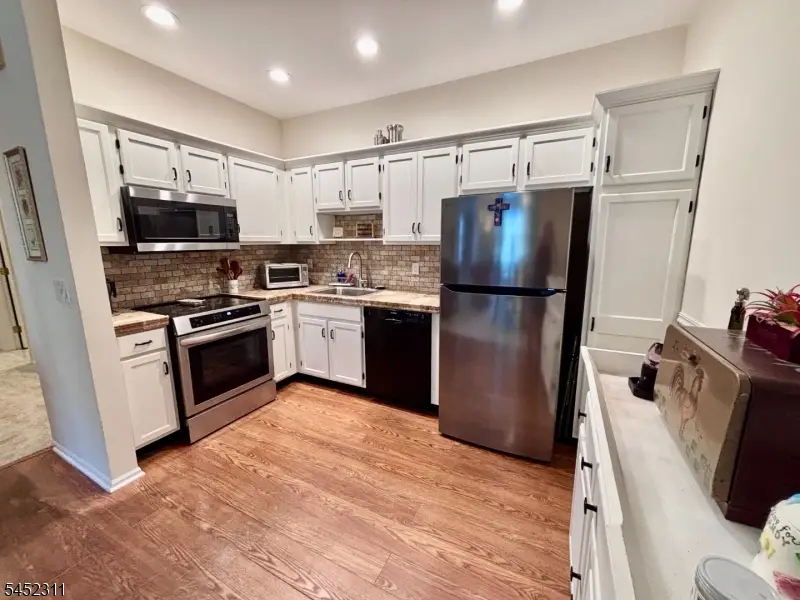 5302 Richmond Rd #302, West Milford, NJ 07480 - #2