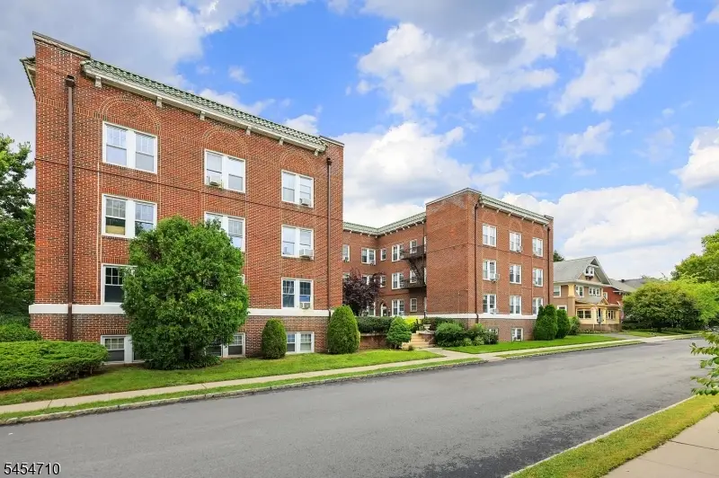 2 Altamont Ct #7, Morristown, NJ 07960 - #2