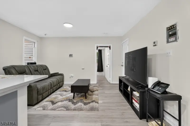 650 S 20th St, Newark, NJ 07103 - #3