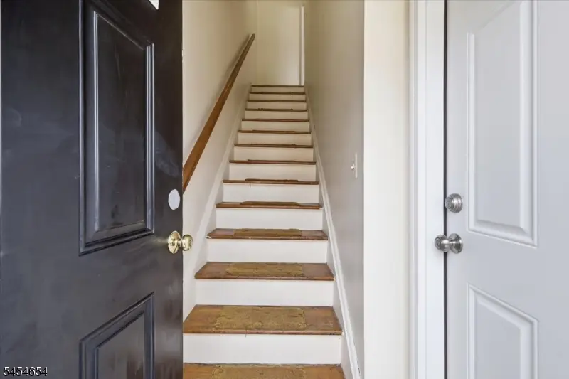 14 Dartmouth Ave #3B, Finderne, NJ 08807 - #3