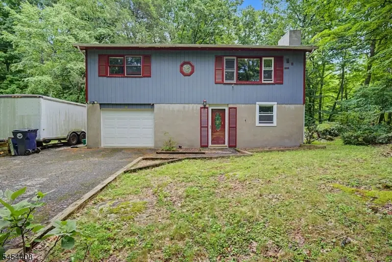 16 Foulton Ter, Vernon, NJ 07461 - #1