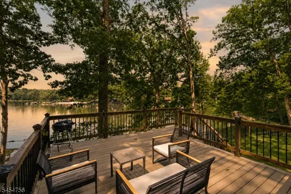 115 Wildwood Rd, Jefferson Twp., NJ 07438
