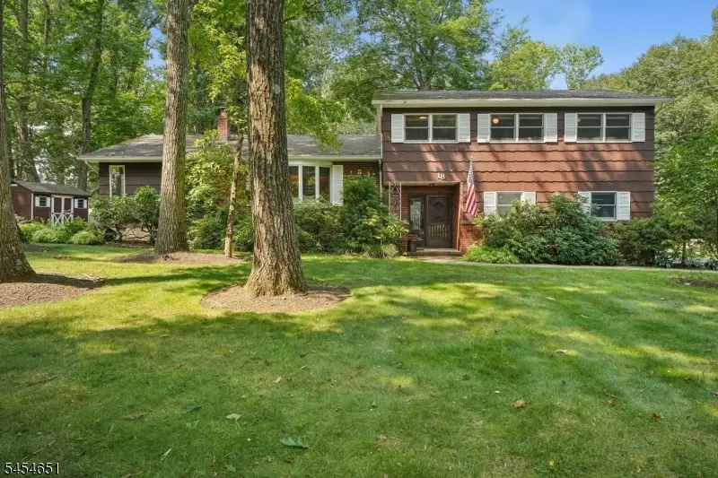 18 Holly Dr, Succasunna, NJ 07876 - #1