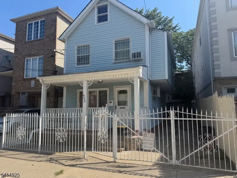 423 Fulton St, Elizabethport, NJ 07206 - #1