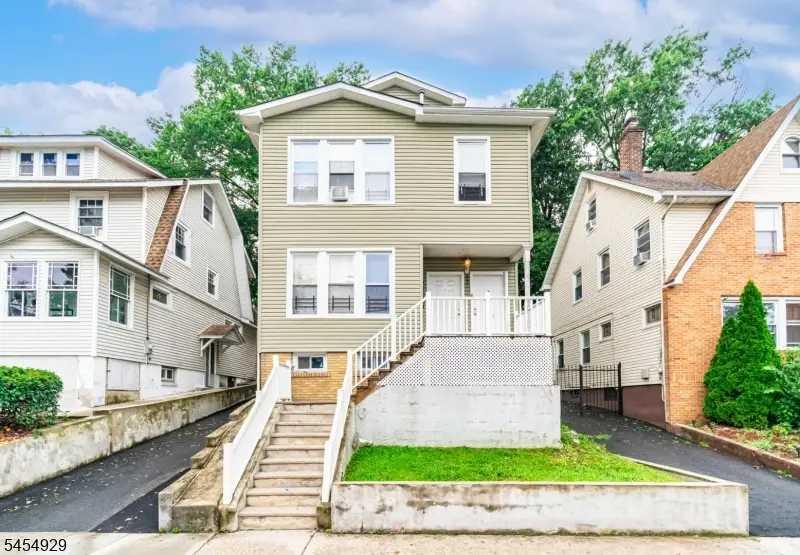 283-285 Smith St, Newark, NJ 07106 - #1