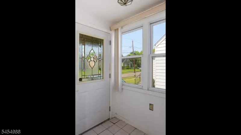13 Macarthur Ave, Cranford, NJ 07016 - #3