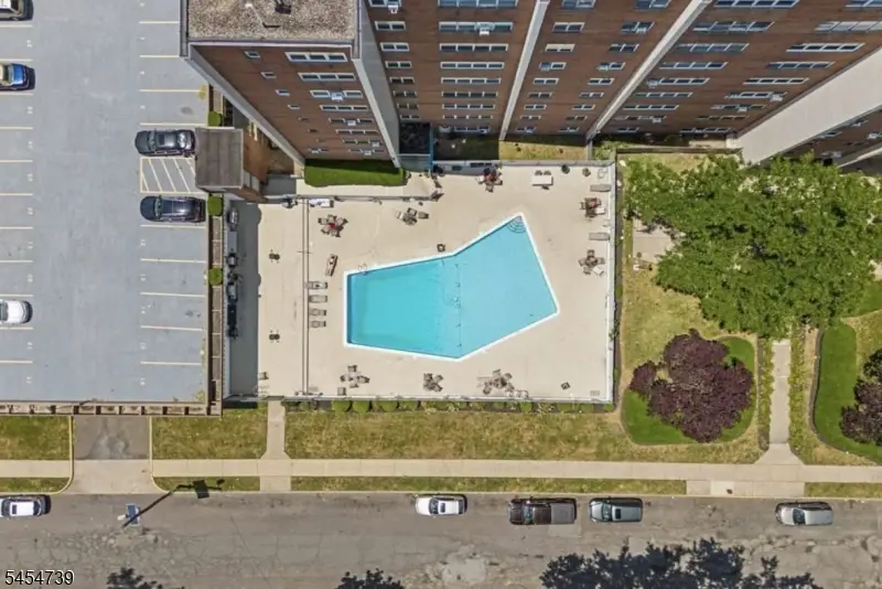 39 E 39th St #M1, Paterson, NJ 07514 - #3