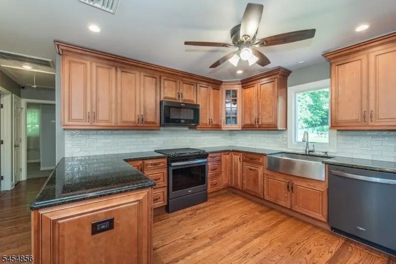 54 Miami Trail, White Meadow Lake, NJ 07866 - #3