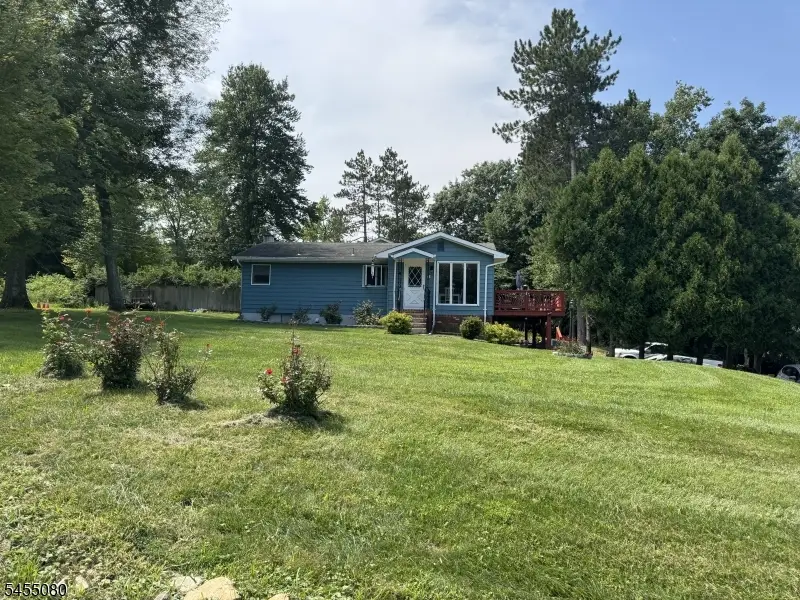 31 Barry Dr, Vernon, NJ 07461 - #1