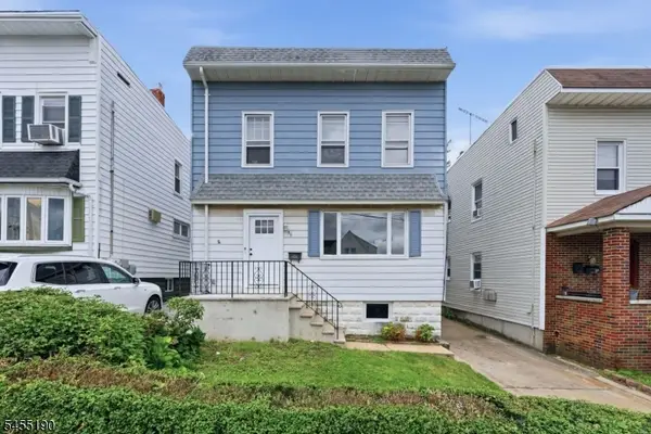 95 Belmount Ave, North Arlington Boro, NJ 07031