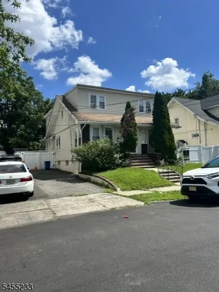 92 Burlington Ave, Paterson City, NJ 07502