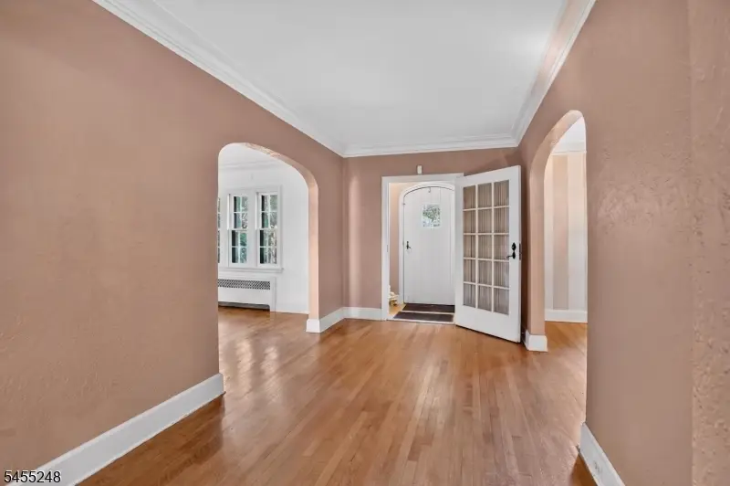425 Ridgewood Ave, Glen Ridge, NJ 07028 - #3
