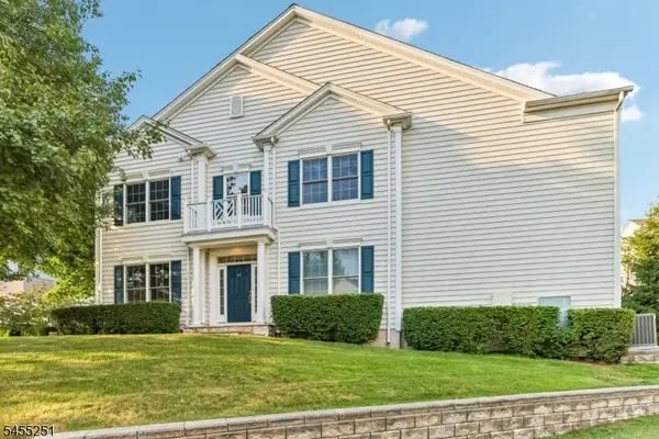 62 Hickory Hill Blvd #1, Totowa Boro, NJ 07512