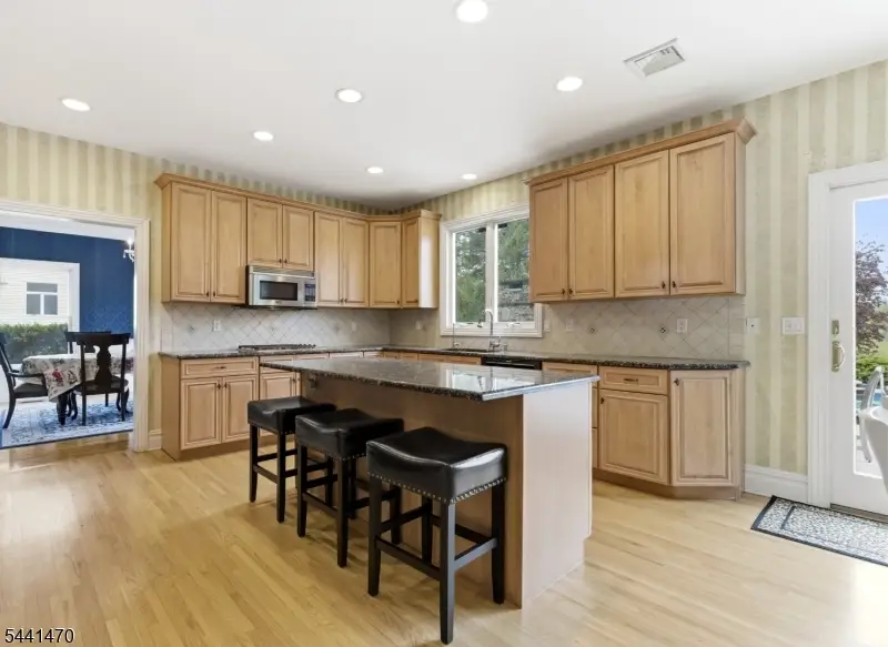 188 Meyersville Rd, Chatham, NJ 07928 - #3