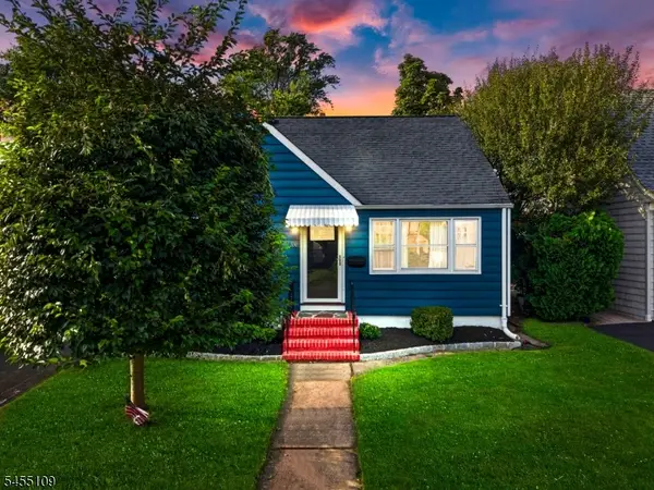 330 Hemlock Ave, Garwood Boro, NJ 07027