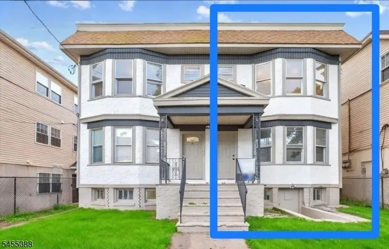 22 Edwin Pl, Newark, NJ 07112 - #1