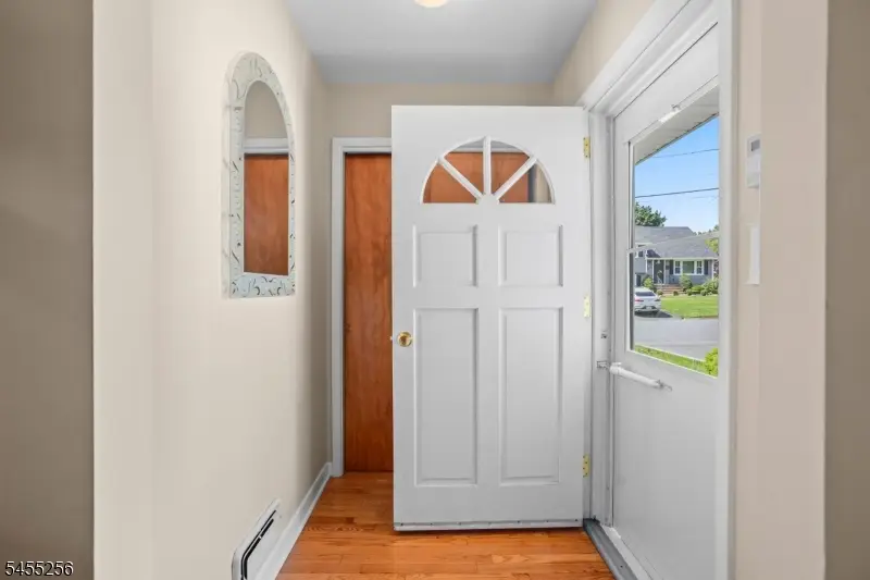 13 Briarwood Dr, Franklin, NJ 08873 - #3