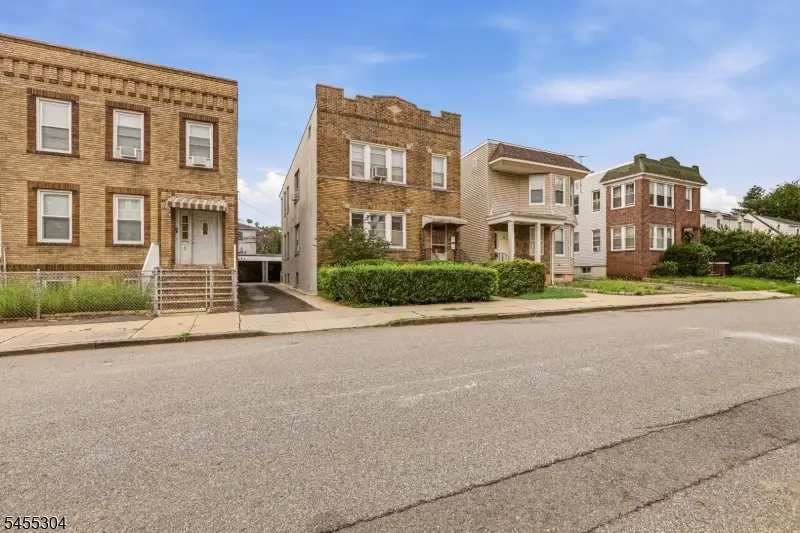 27 Lindsley Pl, East Orange, NJ 07018 - #2