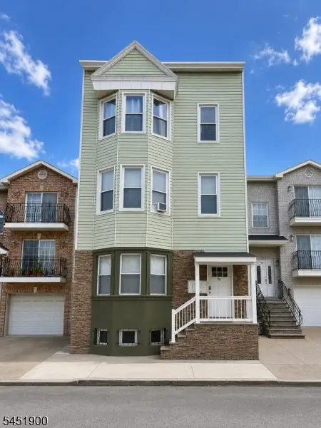 74 Chambers St #4, Newark, NJ 07105 - #1