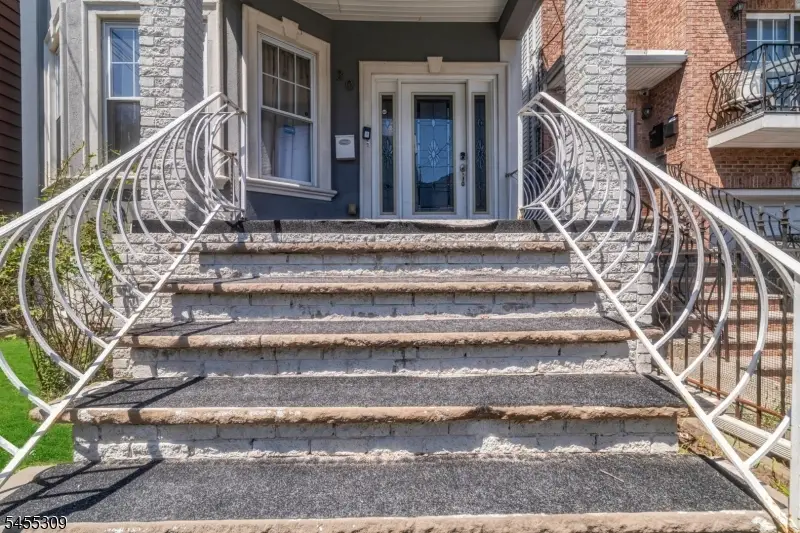 30 N 7th St, Newark, NJ 07107 - #3