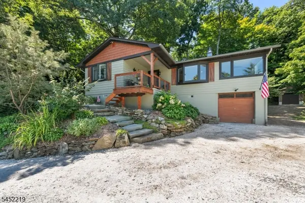 4 Glen Rd, Vernon Twp., NJ 07422