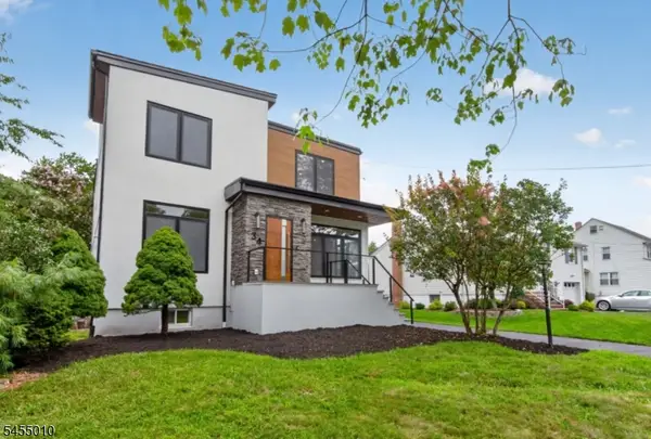34 Amelia Ave, Livingston Twp., NJ 07039
