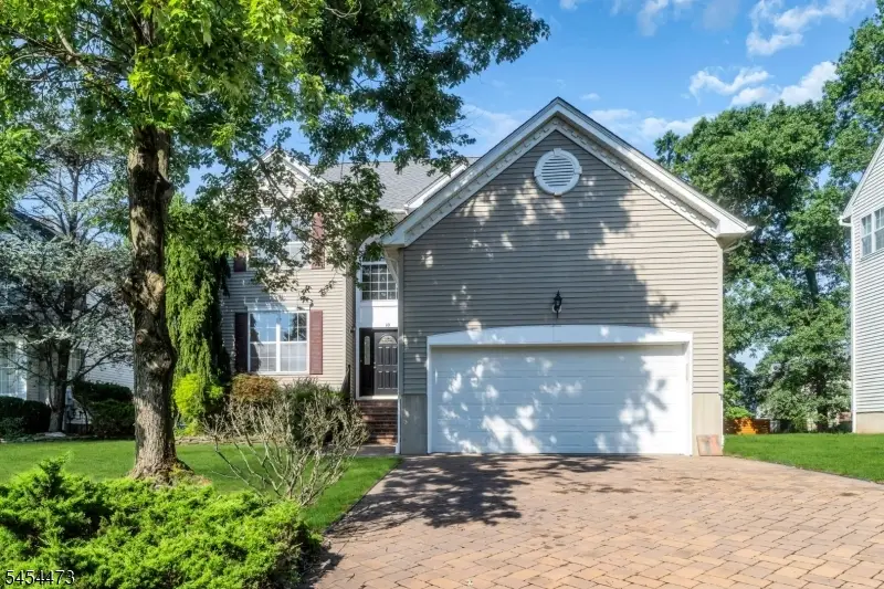10 Sutton Ct, Bradley Gardens, NJ 08807 - #1