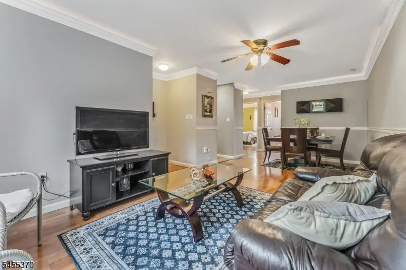 705 Clark Cir, Raritan, NJ 08822 - #3