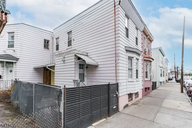 72 Lang St, Newark, NJ 07105 - #2