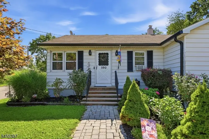 590 Ridge Rd, West Milford, NJ 07480 - #2