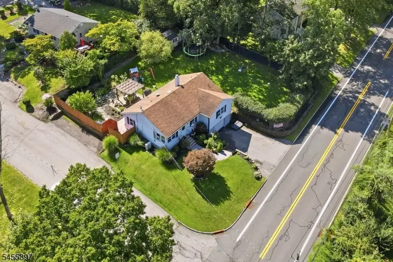 590 Ridge Rd, West Milford, NJ 07480 - #3