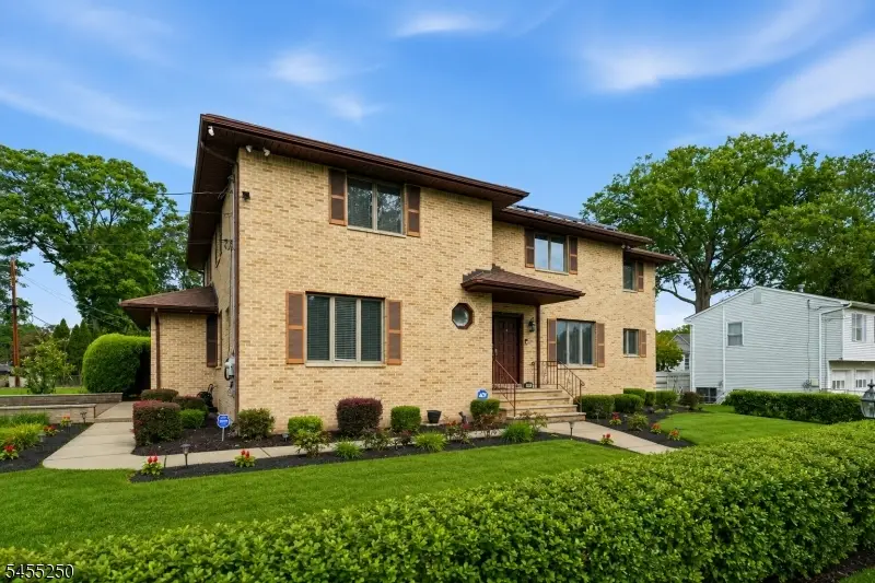 41 Florham Rd, Parsippany Troy Hills, NJ 07054 - #3