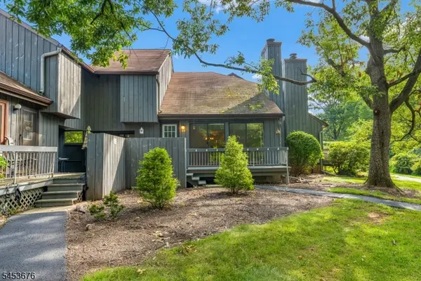 299 Gemini Dr #4D, Hillsborough Twp., NJ 08844