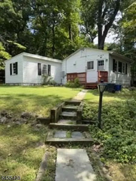 366 Warrenville Rd, Green Brook, NJ 08812 - #1