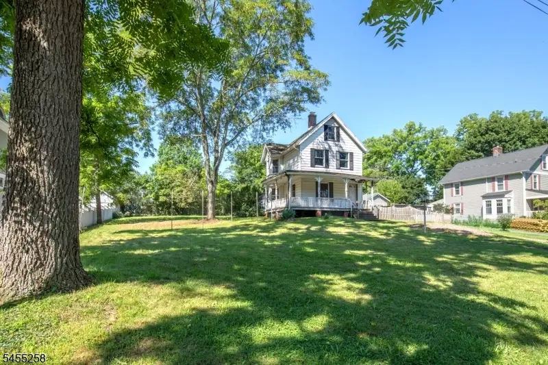 6 Bodine Ave, Gladstone, NJ 07934 - #1