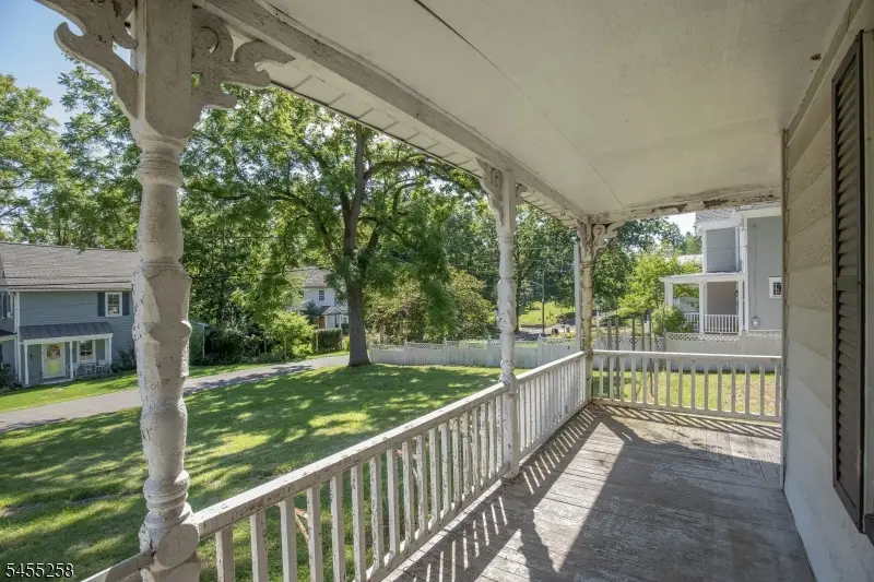 6 Bodine Ave, Gladstone, NJ 07934 - #3