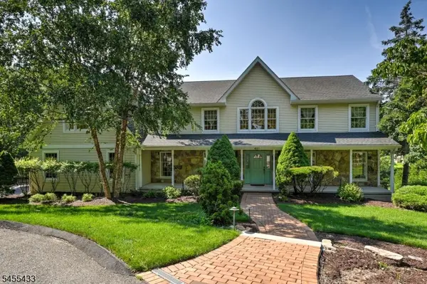 416 Hidden Valley Ct, Wyckoff Twp., NJ 07481