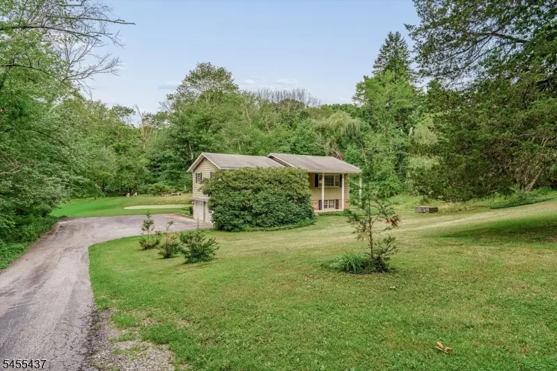 10 Longbridge Rd, Frankford, NJ 07826 - #2